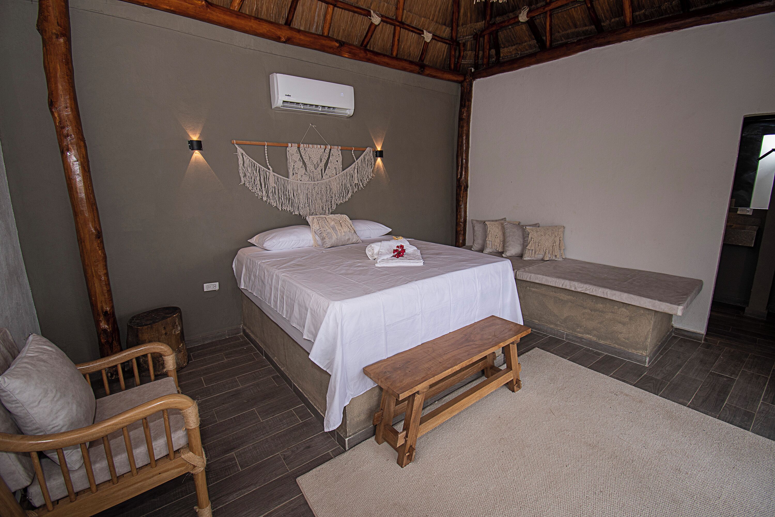 Kahden hengen deluxe-huone, yksityinen uima-allas | Vuodevaatteet