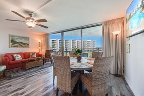 Dining - Sandcastle Condominiums Unit 233 (Port Aransas)