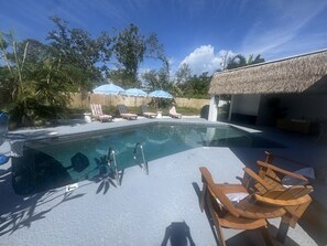 Pool - 5-Bedroom Oasis w/ Swimming Pool & Near the Beach (Seminole)