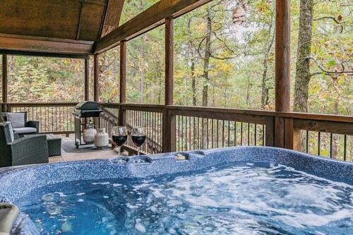 Couples Cabin/Secluded Deck/Near State Park