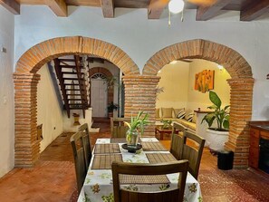 Dining - COLONIAL HOUSE IN THE HISTORICAL CENTER OF CARTAGENA AND 10 MINUTES FROM THE BEACHES!! (Cartagena de Indias)
