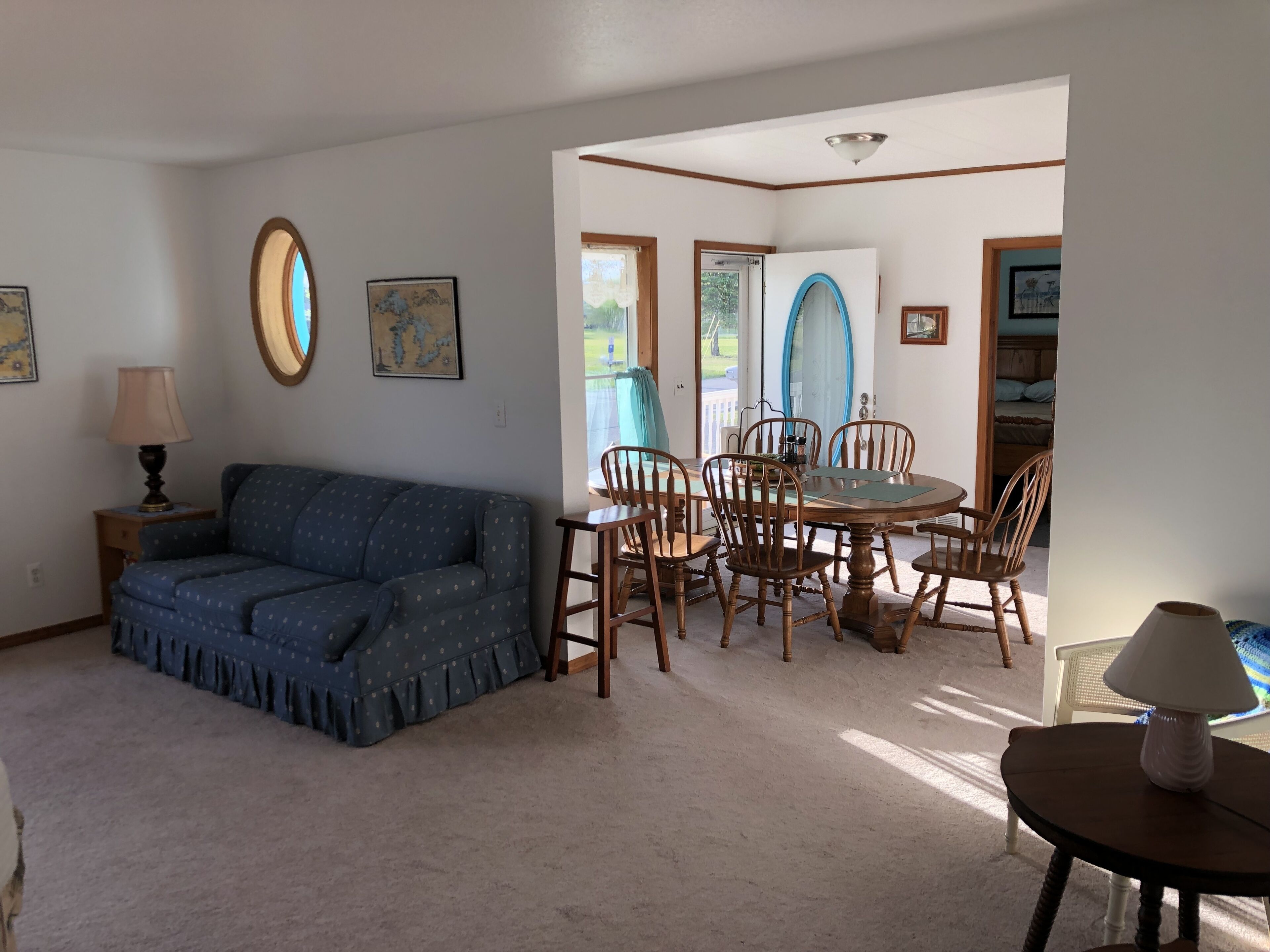 智能電視、書籍