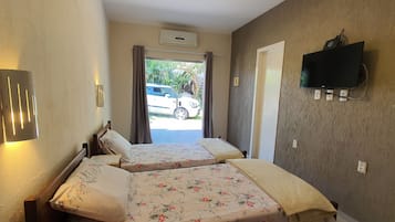 1 habitación, tabla de planchar con plancha, wifi gratis y ropa de cama