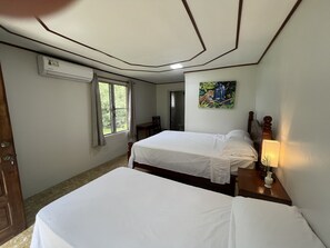 Family Triple Room - Warrie Head Resort (Ontario Village)