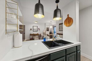 Interior - Ski-In Ski Out Luxury 1 Bd / 2 ba Condo - Sleeps 4 (Park City)