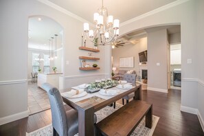 Formal Dining Area - **Modern & Cozy 3-Bedroom Home with Great Amenities** (Lewisville)