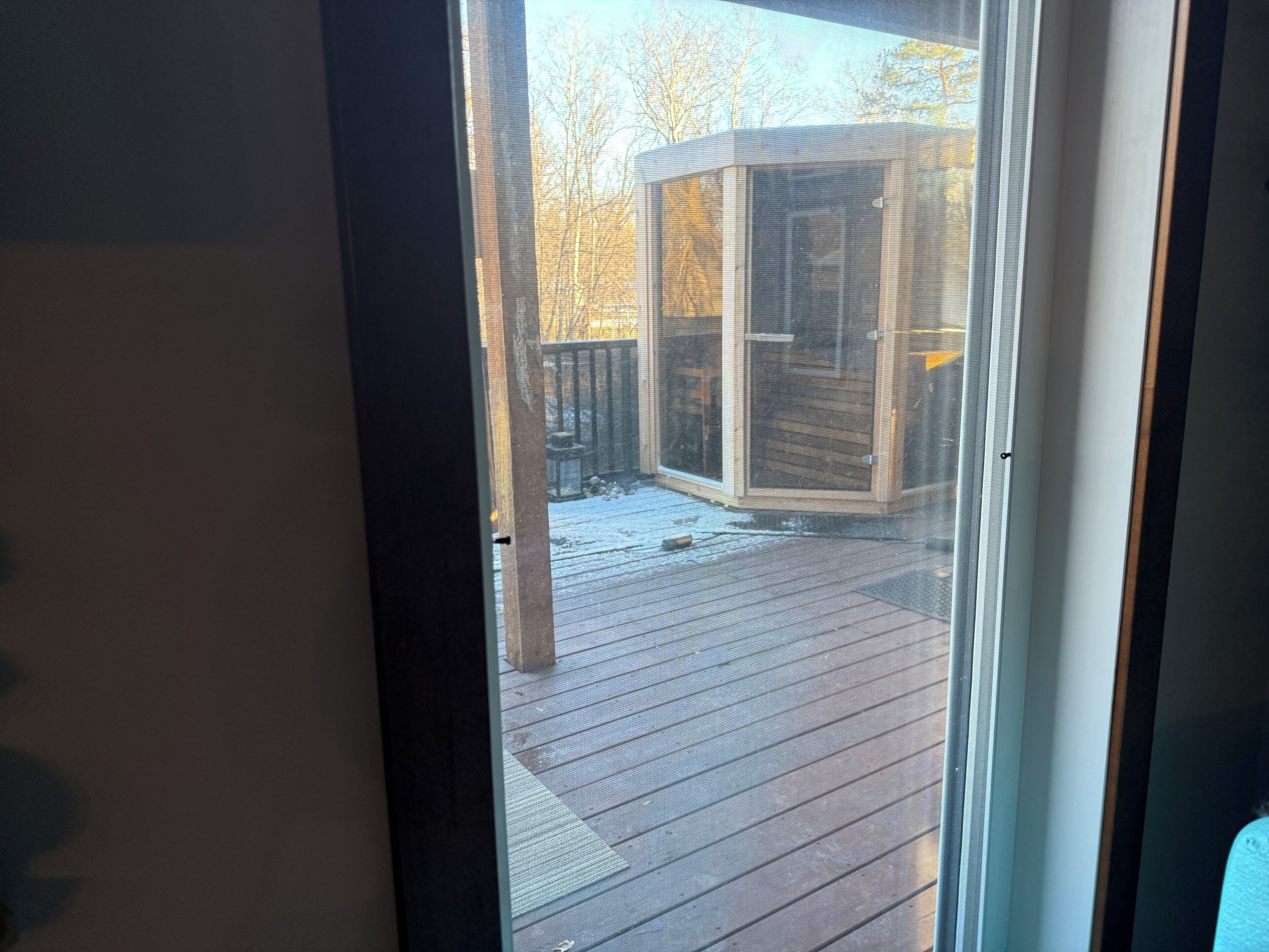 Executive Queen Room Direct Access to Outdoor Hot Tub & Sauna | 客房景观