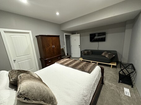 Stay549 - Image 45