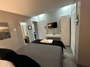 Premium bedding, pillowtop beds, iron/ironing board, free WiFi