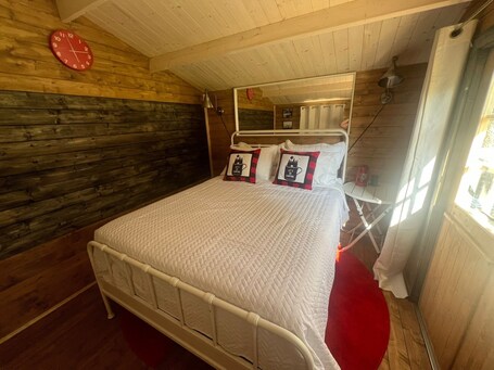 Stay549 - Image 52