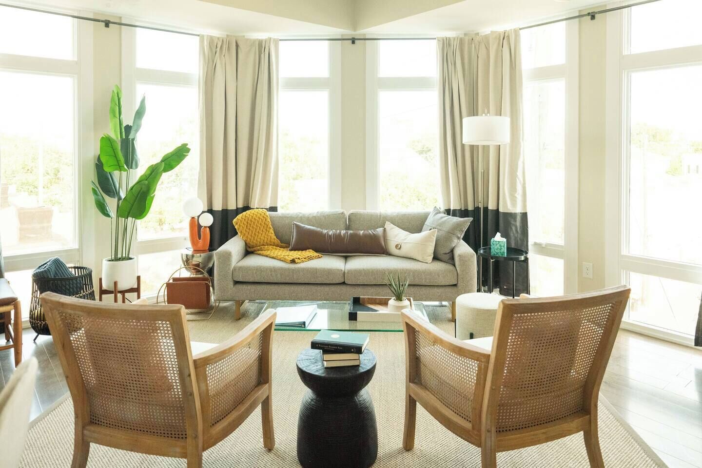 Those views! Open concept family room and kitchen with a 64" TV!