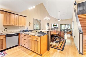 Interior - Lake View Condo! 2 BR + Loft, Screened Porch Overlooking Lake Taneycomo, Resort Perks, Ticket Deals (Branson)