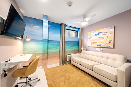 Double Room, 1 Queen Bed with Sofa bed | In-room safe, individually decorated, individually furnished, desk