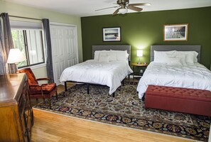 3 camere, postazione laptop, ferro/asse da stiro, Wi-Fi