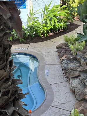 Piscine extérieure, piscine chauffée