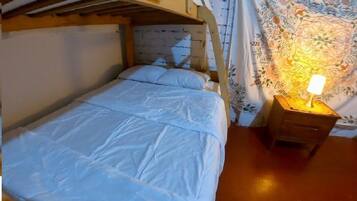 2 bedrooms, WiFi