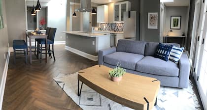 Modern Private Guest Suite in Historic Downtown Neighborhood