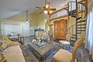 Smart TV, table tennis