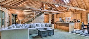 The perfect den surrounded by natures beauty to enjoy with your loved ones!