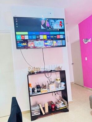 Interior - gorgeous three-bedroom apartment with close proximity to world class attractions (Playa Del Carmen)