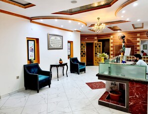 TV LED 32-inch có truyền hình cáp, TV 