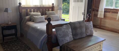 1 habitación y ropa de cama