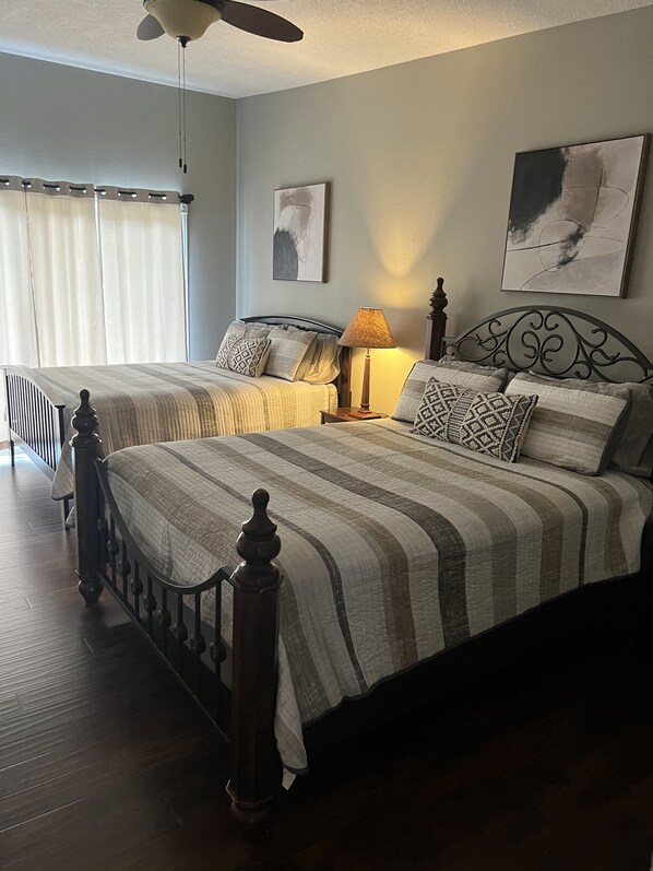 2 chambres, Wi-Fi gratuit, draps fournis