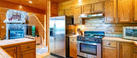 Réfrigérateur, four, plaque de cuisson, lave-vaisselle