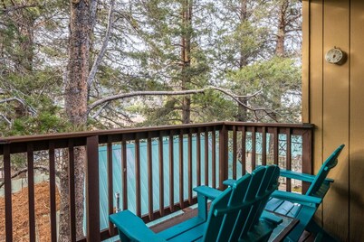 Pet Friendly! Location, Luxury, Comfort