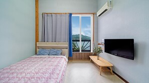 Basic Room, 1 Bedroom (203(Oceanview)) | 1 bedroom, free WiFi - Tongyeong Hwanggeumbada Pension (Tongyeong)