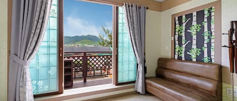 Basic Room, 1 Bedroom (102(Oceanview)) | 1 bedroom, free WiFi
