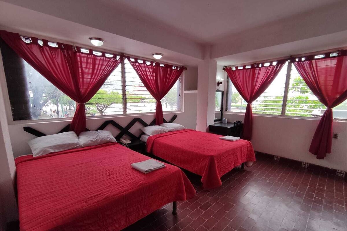 WiFi (free), bed sheets