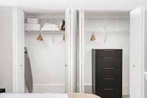 1 bedroom, iron/ironing board, WiFi, bed sheets