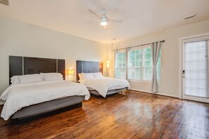 3 sovrum, skrivbord, strykjärn/strykbräda och gratis wi-fi