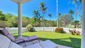 Property grounds - Island Magic Townhouse 1 - Stylish, affordable and well-equipped, in prime Alma Bay location (Arcadia)