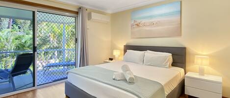 2 bedrooms, iron/ironing board, bed sheets