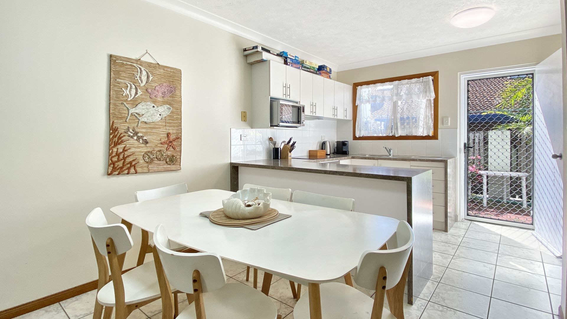 Fridge, microwave, stovetop, toaster