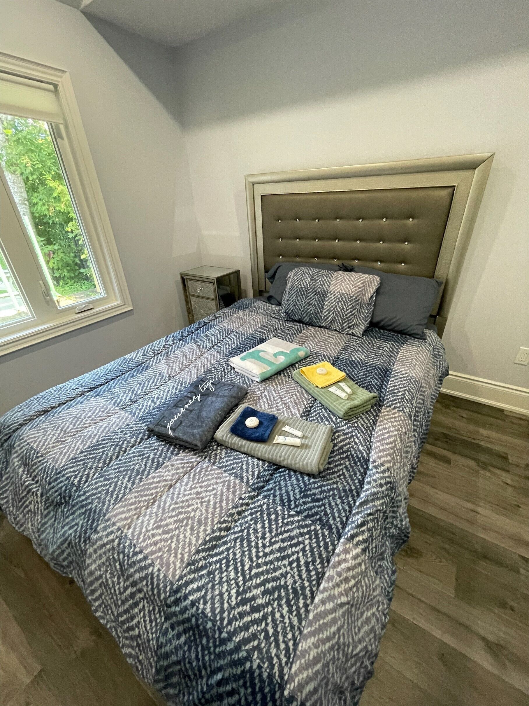 3 chambres, bureau, Wi-Fi, draps fournis