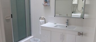 Magnetic Shores Unit 3 Unit 3 24 Armand Way BOM