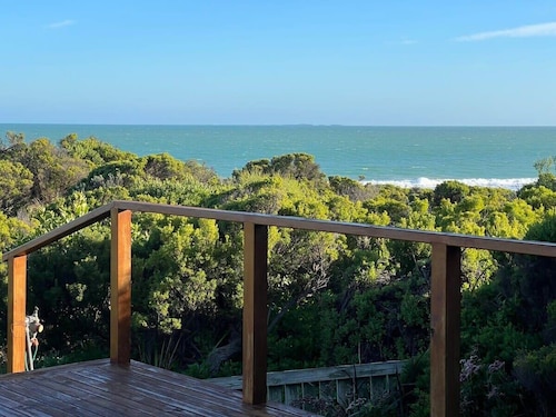 C4 Miles - Wood Fire - Sea Views - RC/AC