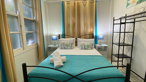 2 habitaciones y ropa de cama