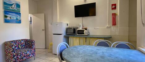 تناول الطعام