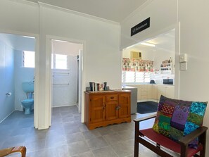 Interior - Whitehaven 2-BOM 12 Wansfell St (Picnic Bay)