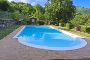 Pool - Small house in an old hamlet with two double rooms, panoramic swimming pool in shared use. Quiet and (Cortona)