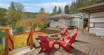 Relaxing Lakeside Bungalow,Steps to Lake Samish Park to enjoy lake activities