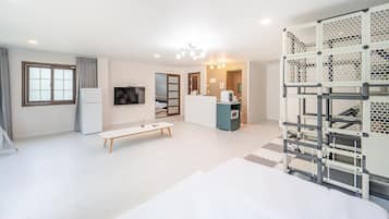 Basic Room, 1 Bedroom (jamong) | 1 bedroom, free WiFi