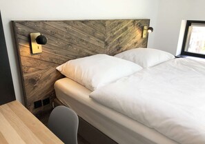 5 Schlafzimmer, Reisekinderbett, WLAN, Bettwäsche