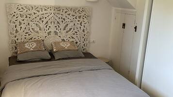 1 habitación, wifi gratis y ropa de cama