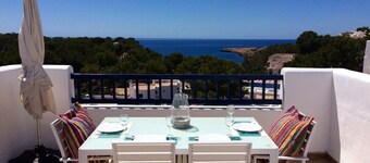 Authentic Mediterranean penthouse with sea view and private pool