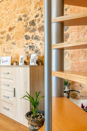 Interior - Crete island Iraklion Thrapsano House for up to 8 Persons (Minoa Pediada)